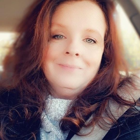 Meet your Posher, Lisa - Picture 1 of 1